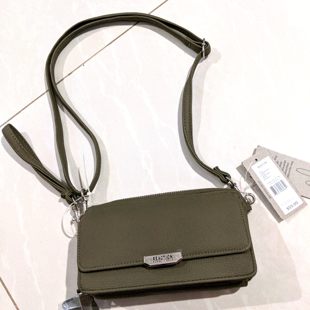 Reaction Kenneth Cole Convertible Wallet Crossbody